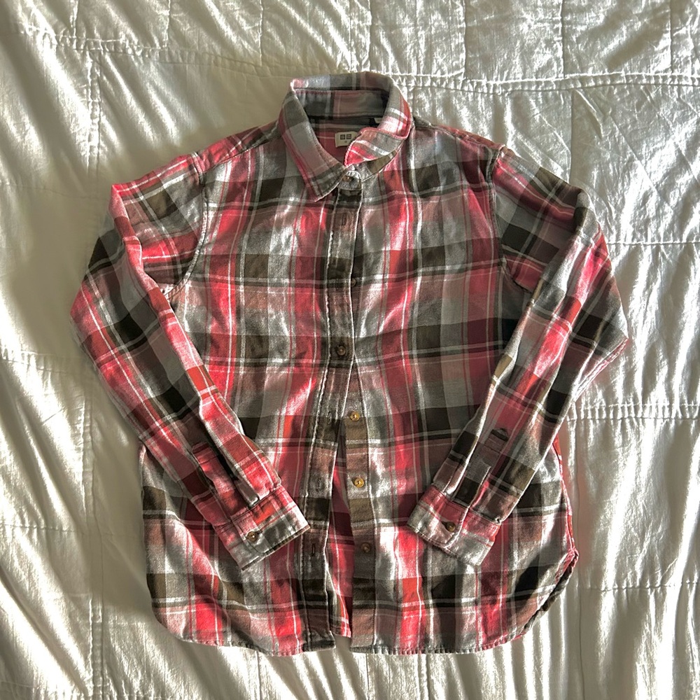 orange UNIQLO flannel jacket